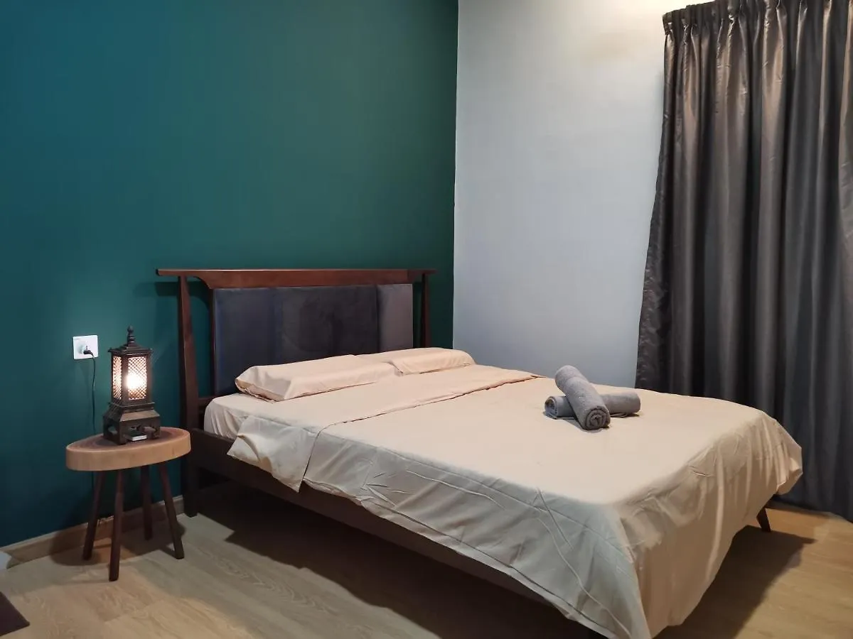 Country Garden Balinese Homestay @Danga Bay Johor Bahru 0*,